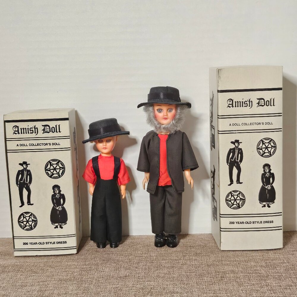 Vintage Pair of Amish Dolls In Original Box Lancaster PA. Man and Boy Eyes Open